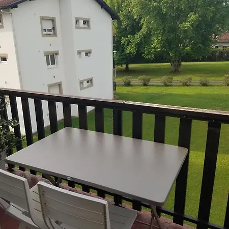 à Louer à La Semaine Juillet/août Appartamento